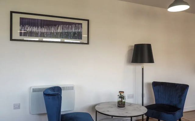 SA Today Apartments Farnborough with Fibre Wi-Fi & Netflix