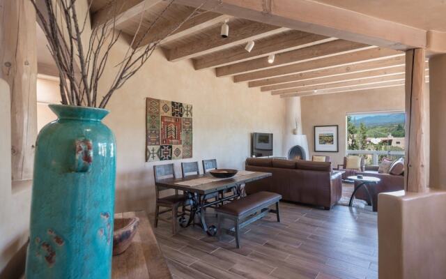 Valle Del Sol - Unbeatable Views, Spacious Luxury Home, Impeccable Furnishings