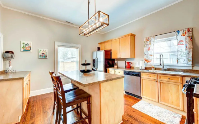 Adorable Charlotte Vacation Rental in Noda!