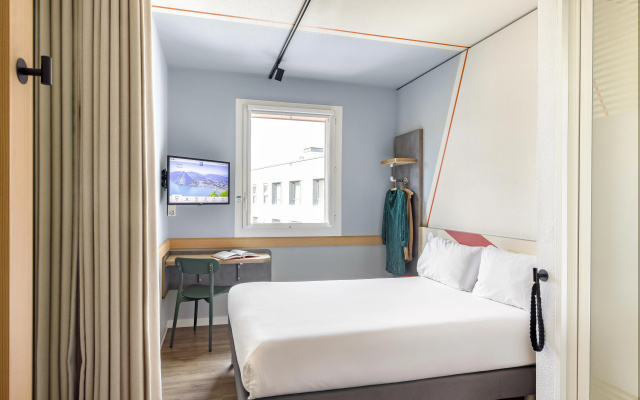 ibis budget Lugano Paradiso – Guest Rooms – Paradiso