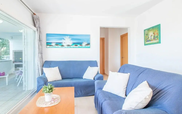 3 Bedroom Villa in Roses Near the Beach