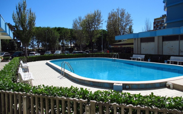 Sea Front Apartment With Swimming Pool