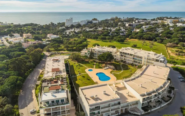 Balaia Residence 2 Bedroom Penthouse With Pool