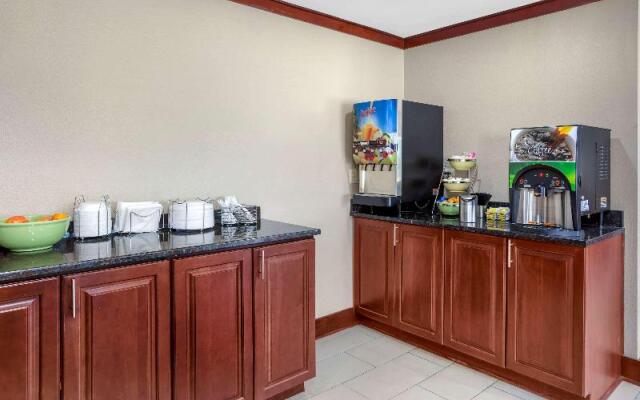 Quality Inn Hoffman Estates - Schaumburg