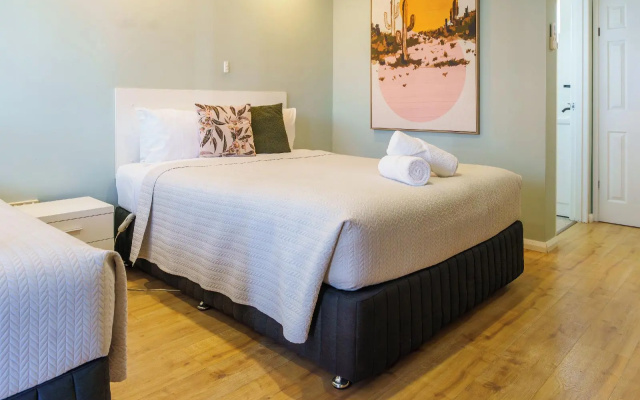 Roydons Motor INN – Guest Rooms – Tamworth