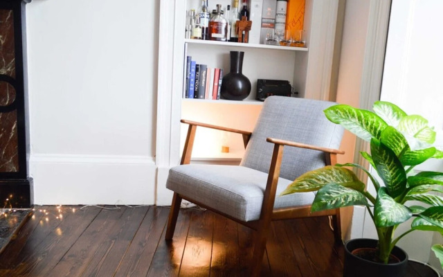 Beautiful 1 Bedroom Apartment in Stockbridge