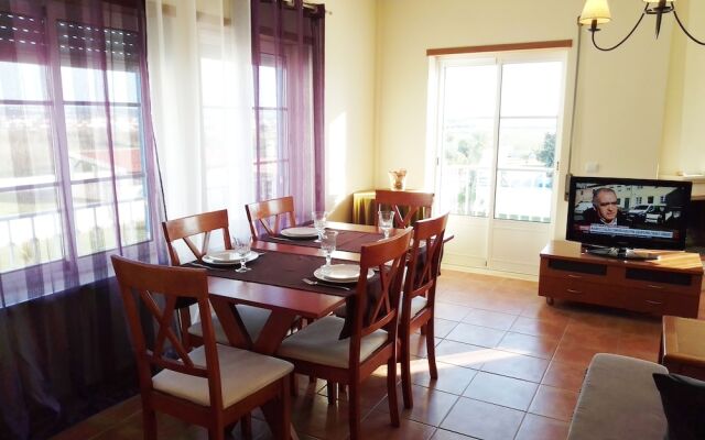 Baluarte Citadino-Baleal Beach Lodge