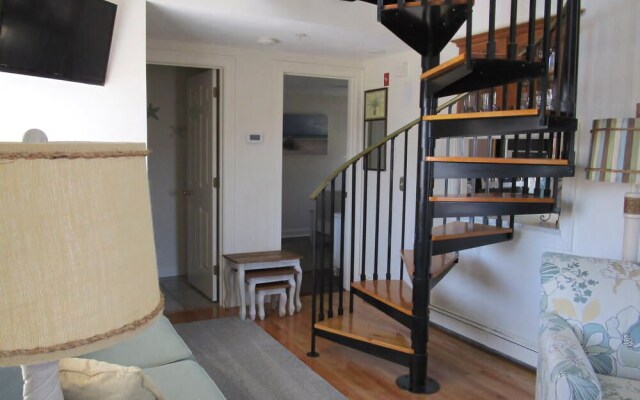 403 Lower County Road