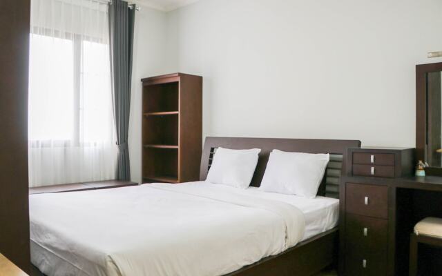 Cozy Living And Modern 2Br Puri Garden Apartment