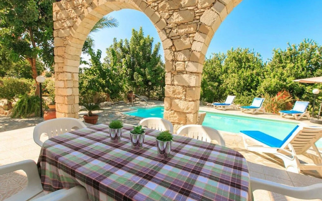 Villa Irini in Polis