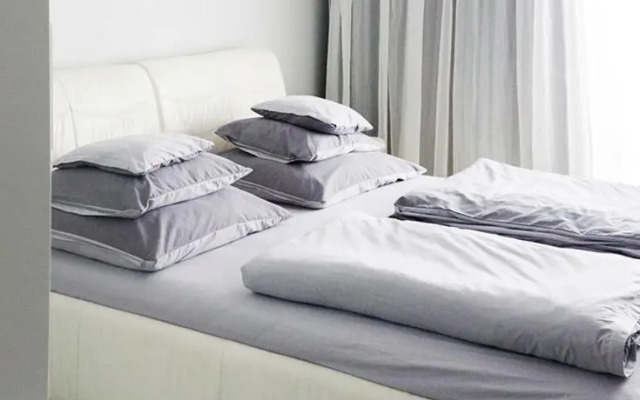 Apartament 208