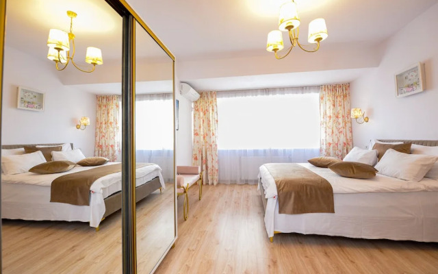 Tres Chic Studio - Victoria Avenue