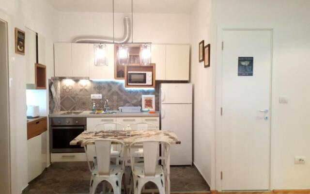 Design Apartment - City Break Apartments