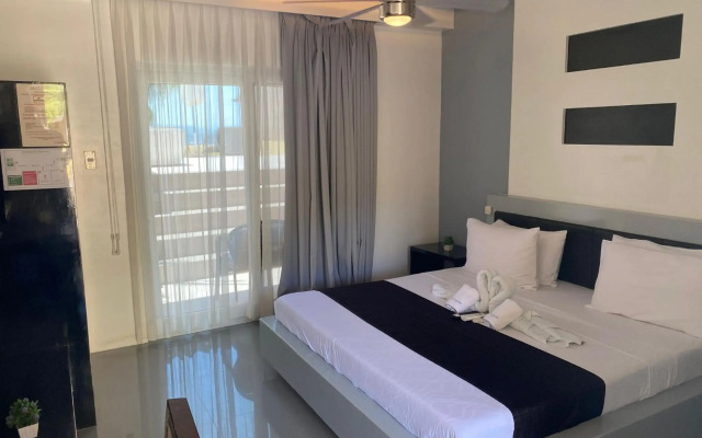 Papa Fred's Beach Resort