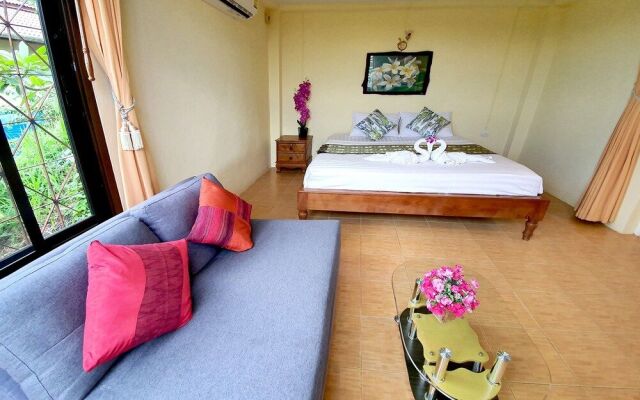Phuket Lilla House