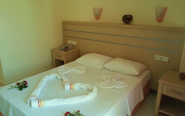Summer Rose Hotel