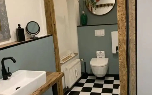 Cathedral Whispers Modern Retreat