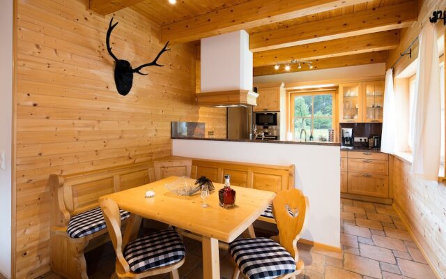 W&S Executive Apartments - Hallstatt II