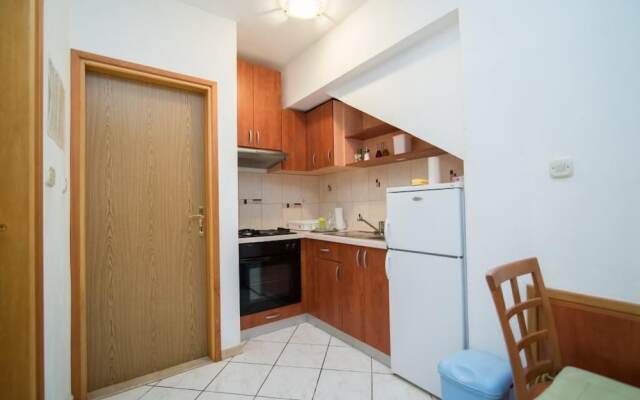 Apartments Longo