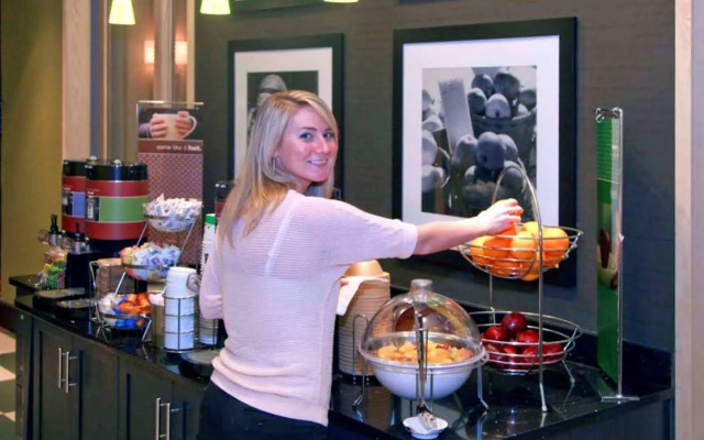 Hampton Inn & Suites Raleigh/Crabtree Valley