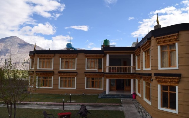 Hotel Grand Nubra