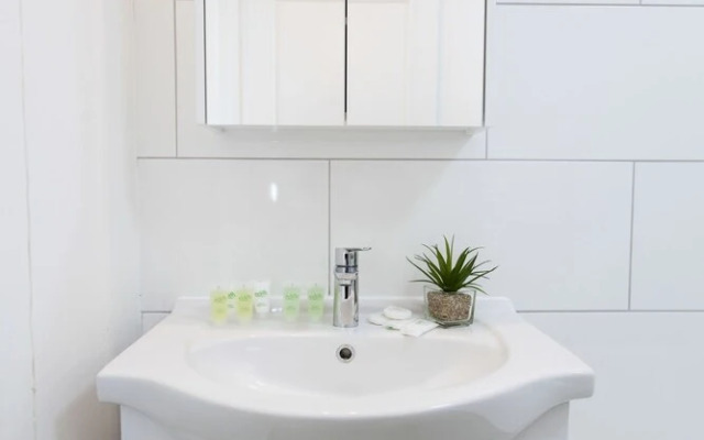 Victoria Magical Atmosphere with Patios