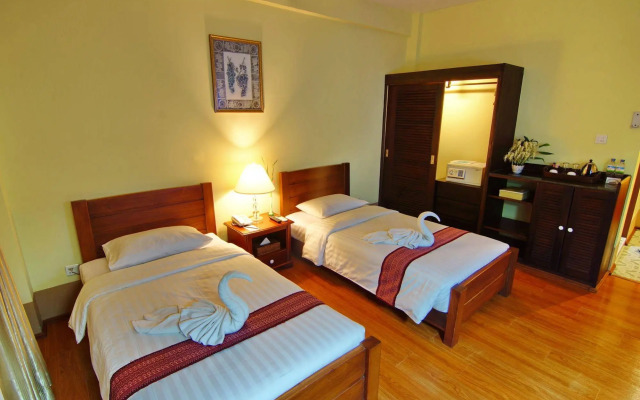 Shwe Ingyinn Hotel