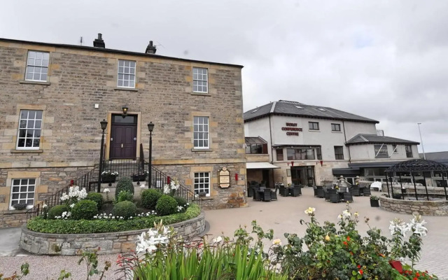 The Mansefield Hotel