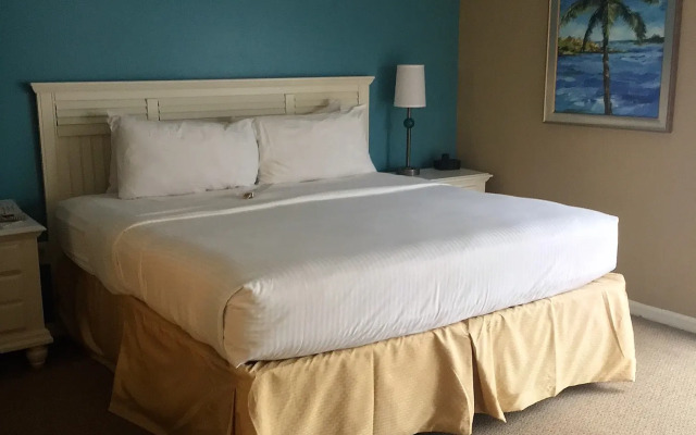 Barefoot Suites