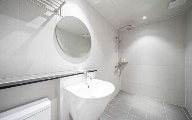 Hound Hotel Gumi indong