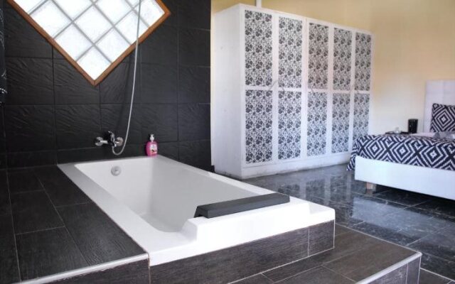 Palmeiras Guest House Matola