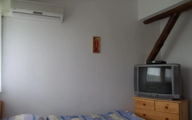 Gadányi Vendégház és Lovarda