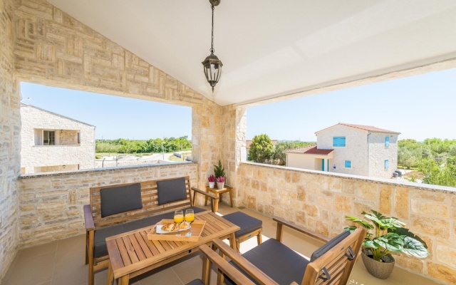 Villa Rea 1 With Heated Pool