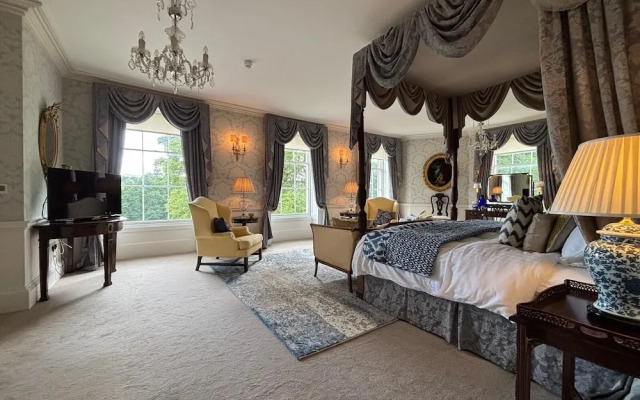 Park Hall Manor