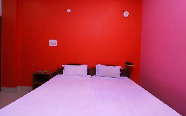 L X Inn by OYO Rooms