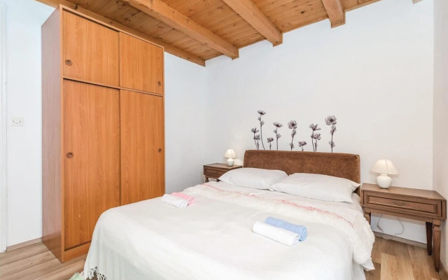 Amazing Home in Kastav With Wifi and 2 Bedrooms