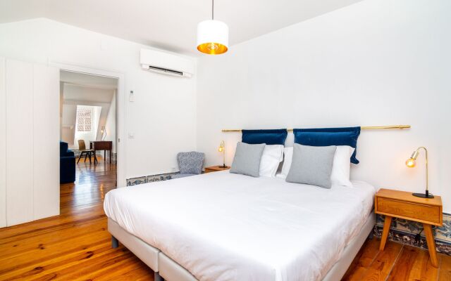 Lisbon Downtown Luxury Family Residence