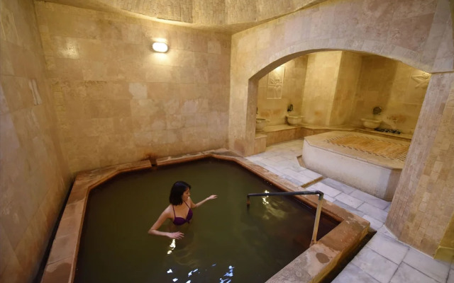 Dbl Room With Thermal Bath ,dinner Breakfast Included