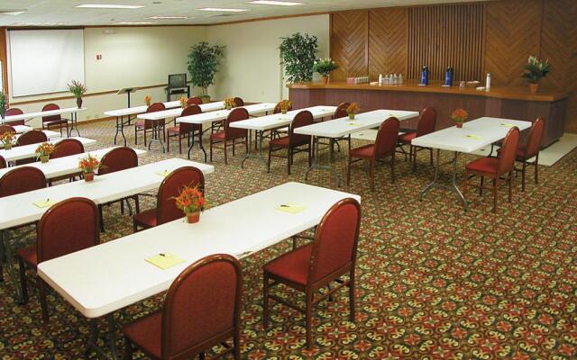 Quality Inn & Suites Baton Rouge West – Port Allen