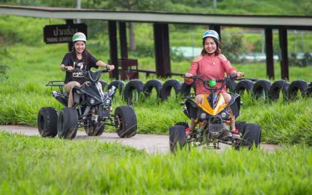 Thong Somboon Club