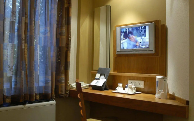 Road Lodge Sandton Grayston Drive