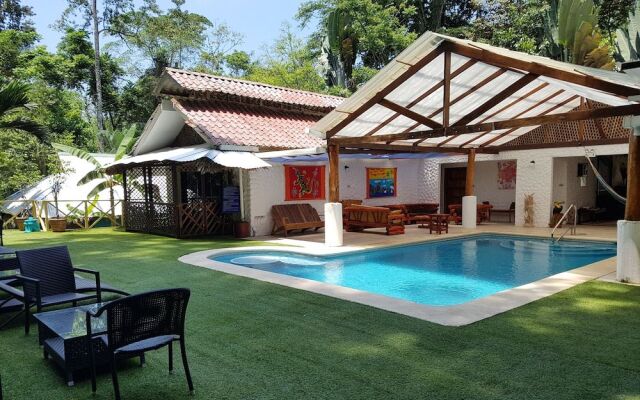 Bugabutik Hotel Resort