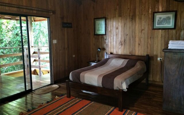 Miramar Lodge
