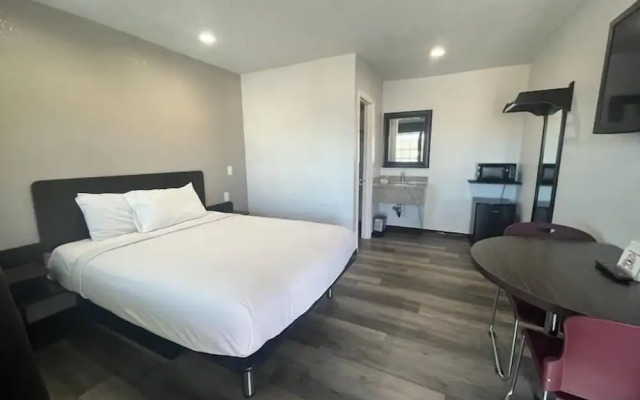 High Desert Inn