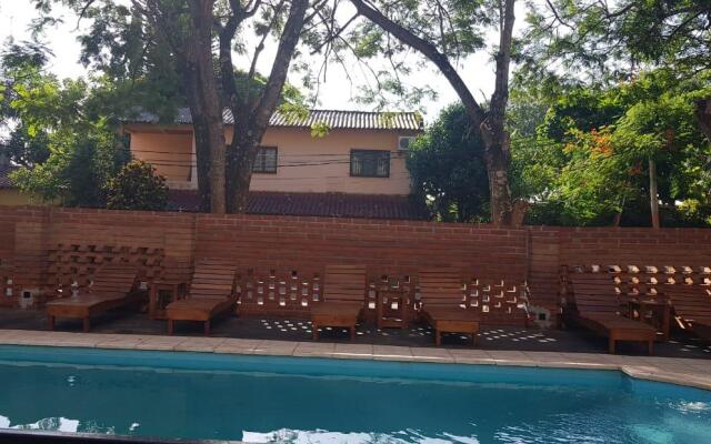 Oxum Hotel