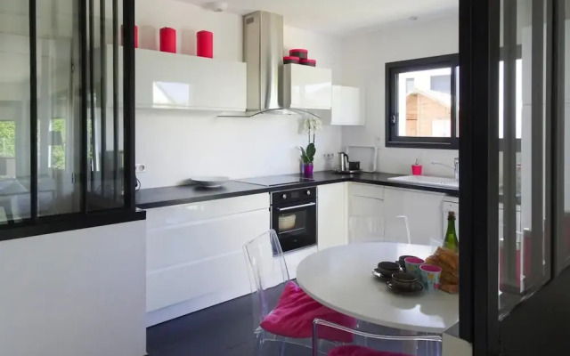 Modern Holiday Home in a Quiet Location in Benodet