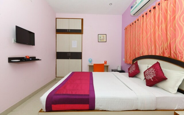 Oyo 2612 Hotel Fiesta House