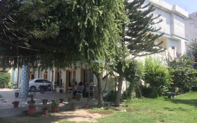 Park Continental Hotel & Restaurant