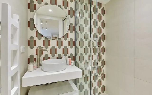 Superb AC Apartment Paris Center Bourse Place