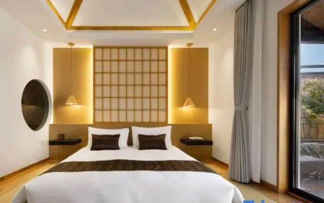 Yeshan Garden Hotel (Chongming Forest Park)